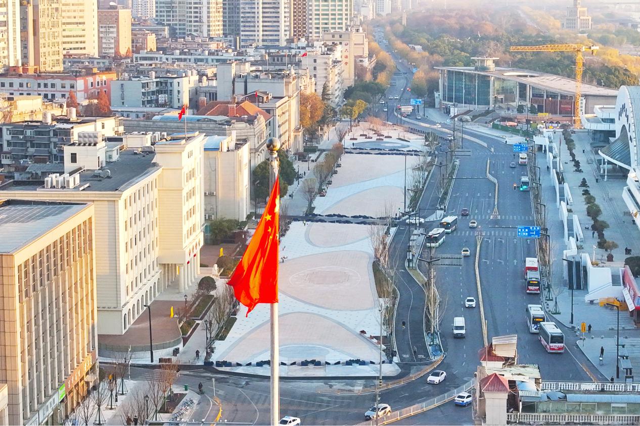 城建集团配图3.jpg
